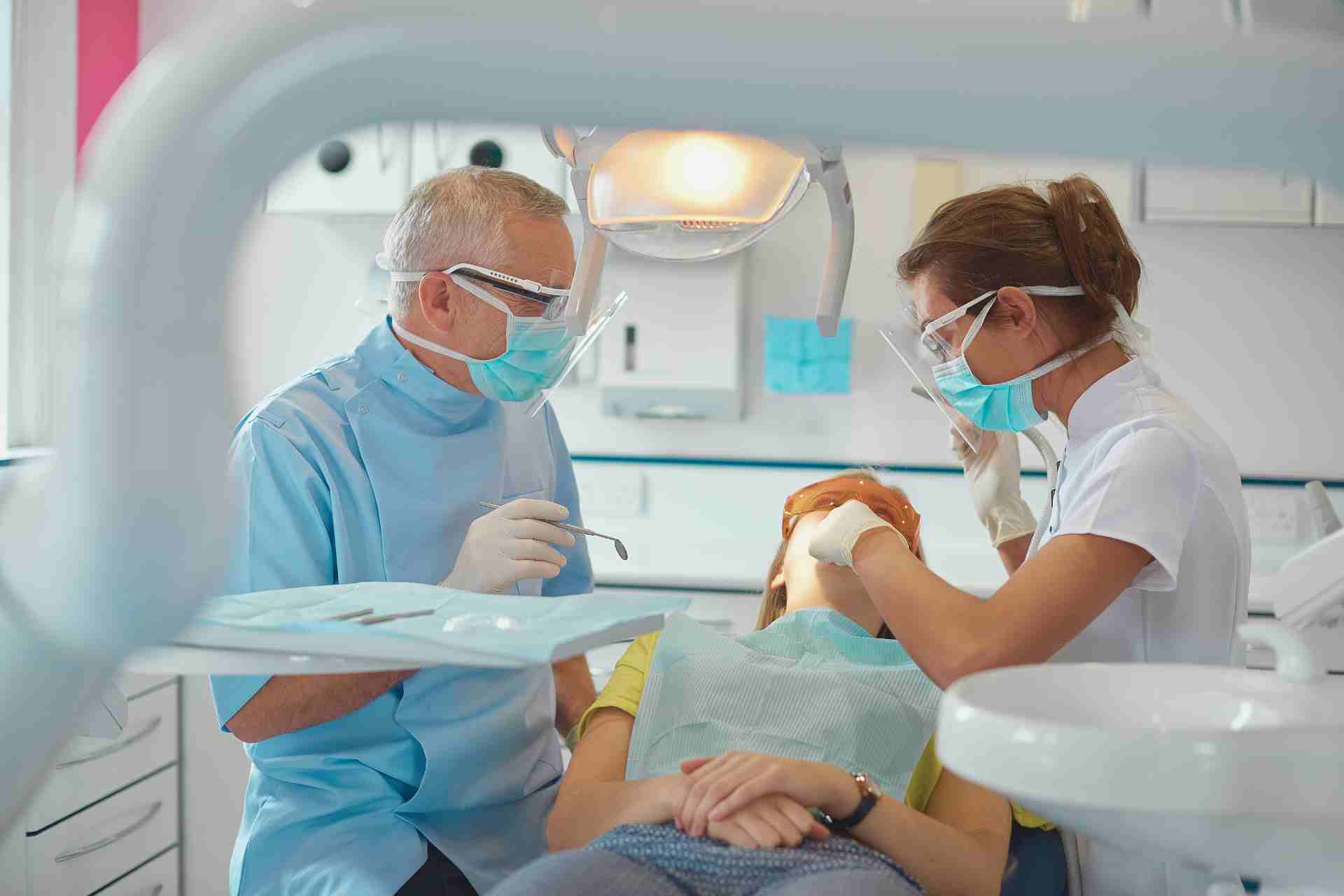 Dentist in Laguna Hills, CA